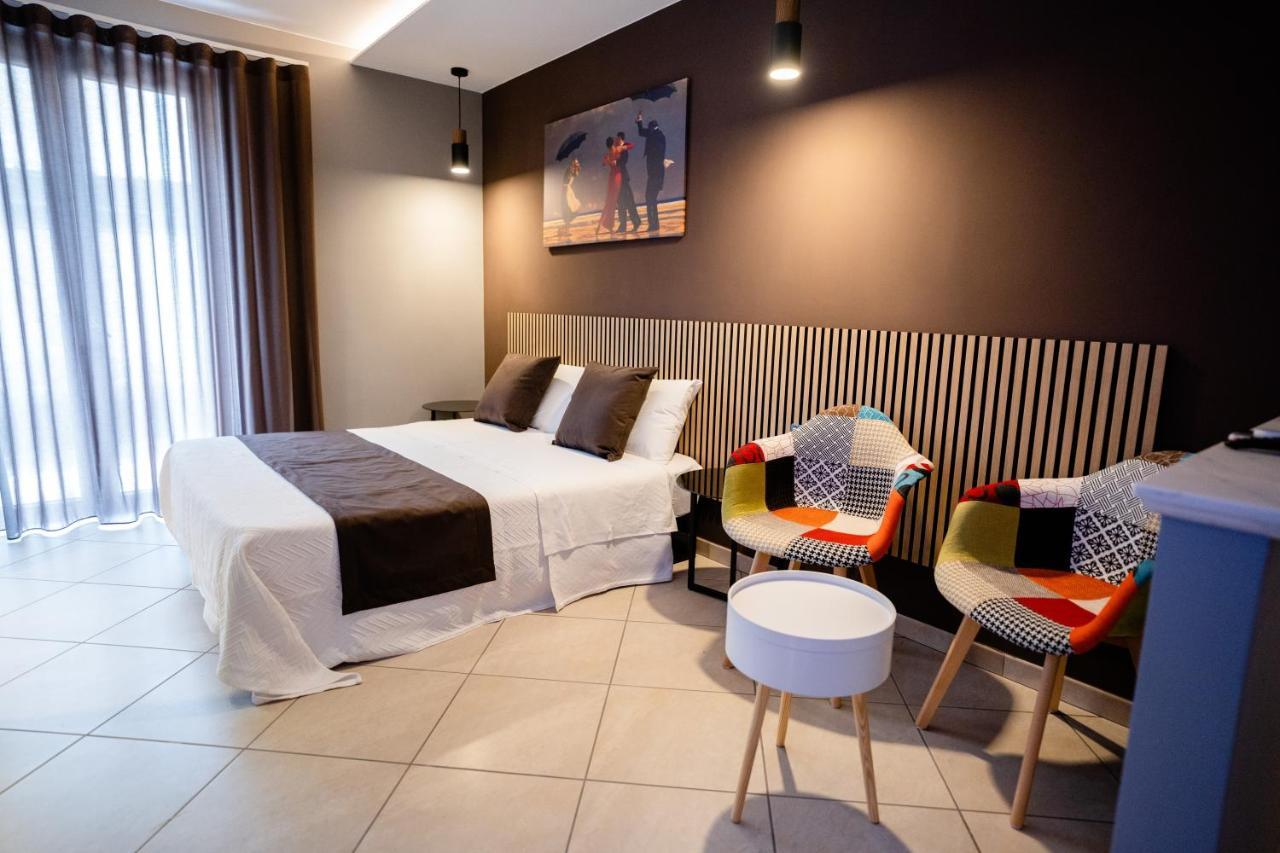 サルノ Riverbed Bed & Breakfast エクステリア 写真
